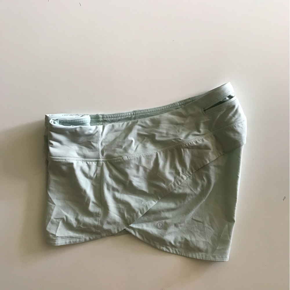 Lululemon speed up short 2.5”